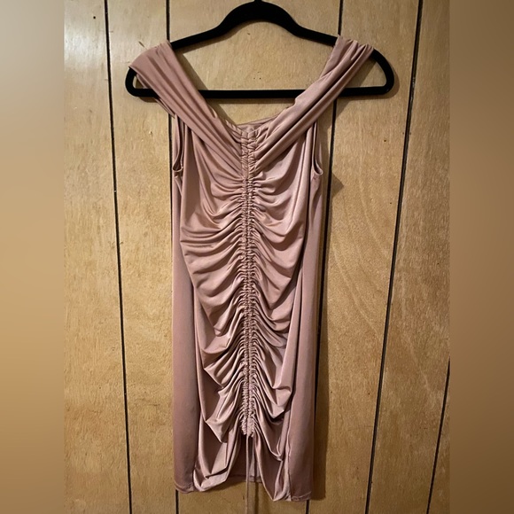 Fashionnova dress - Picture 3 of 4